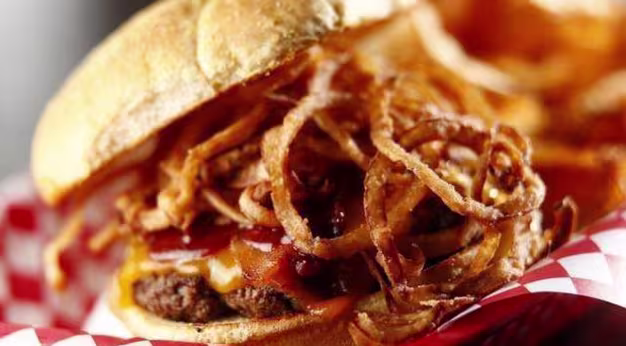 Restaurant review: Shaw’s Burgers, 2011
