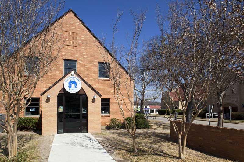 Restaurant review: Blue Bonnet Bakery, 2011