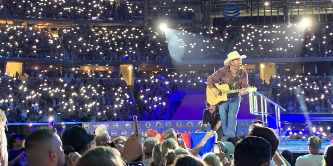 Concert review: Garth Brooks at AT&T Stadium, 2022