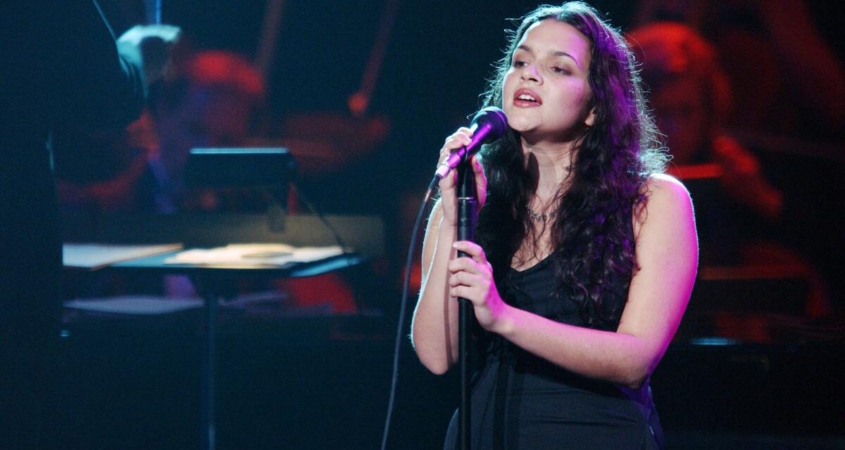 Concert review: Norah Jones at Majestic Theatre, 2002