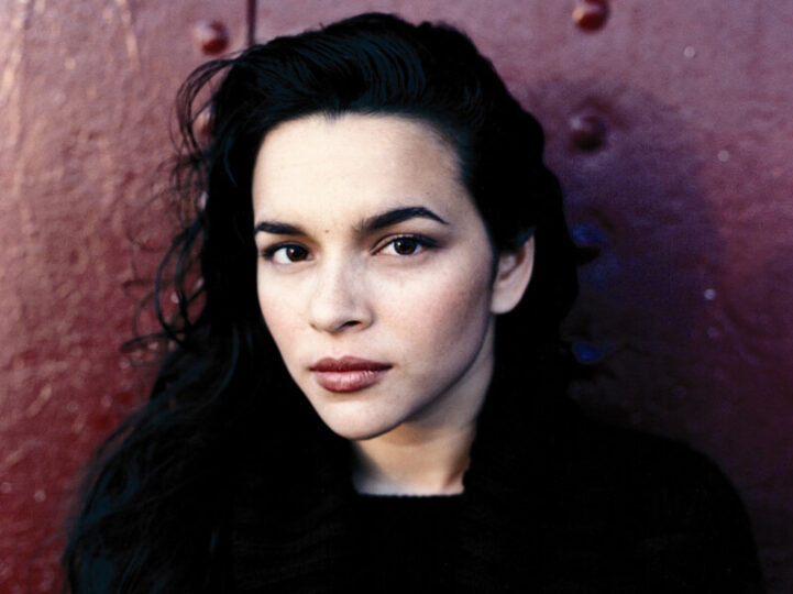 Interview: Norah Jones talks Texas & Dolly, 2004